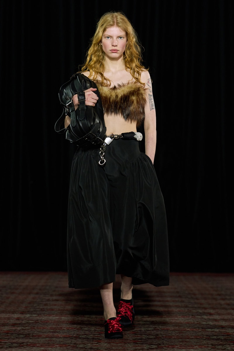 Simone Rocha Fall/Winter 2025 Runway | Hypebeast
