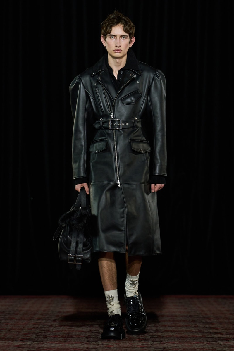 Simone Rocha Fall/Winter 2025 Runway | Hypebeast