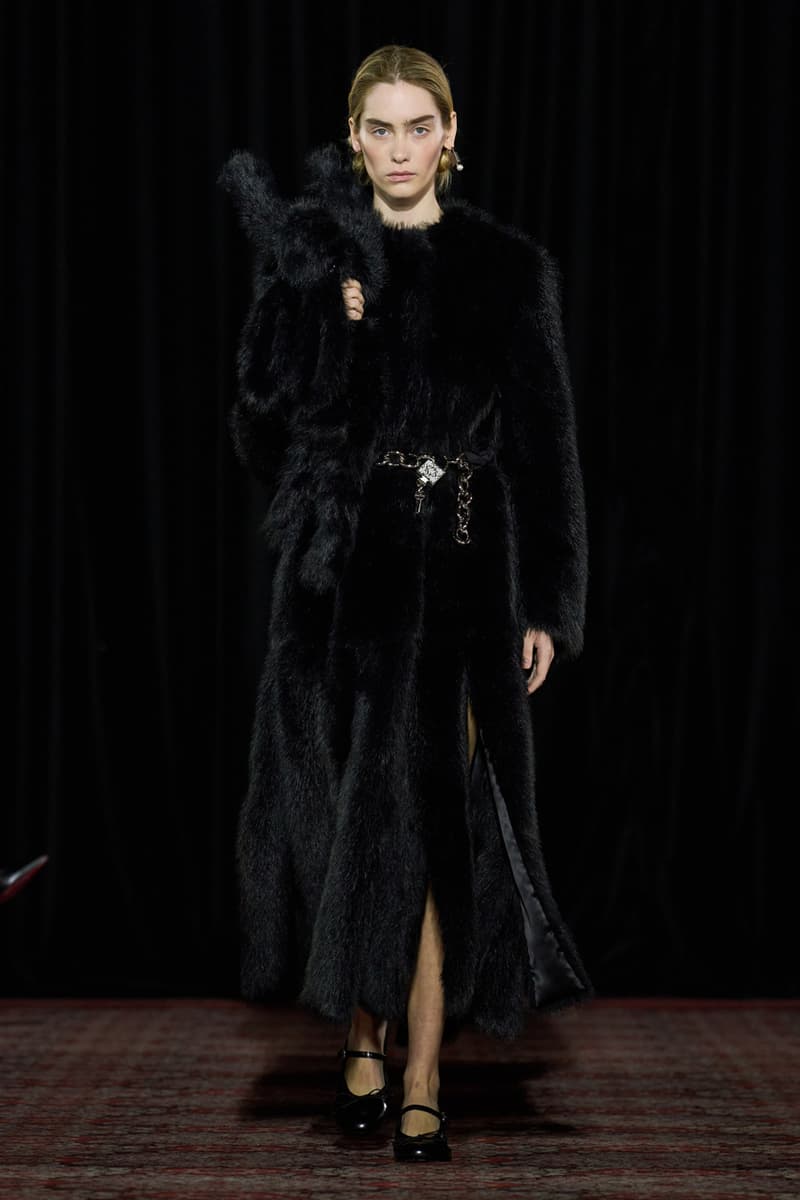 Simone Rocha Fall/Winter 2025 Runway | Hypebeast