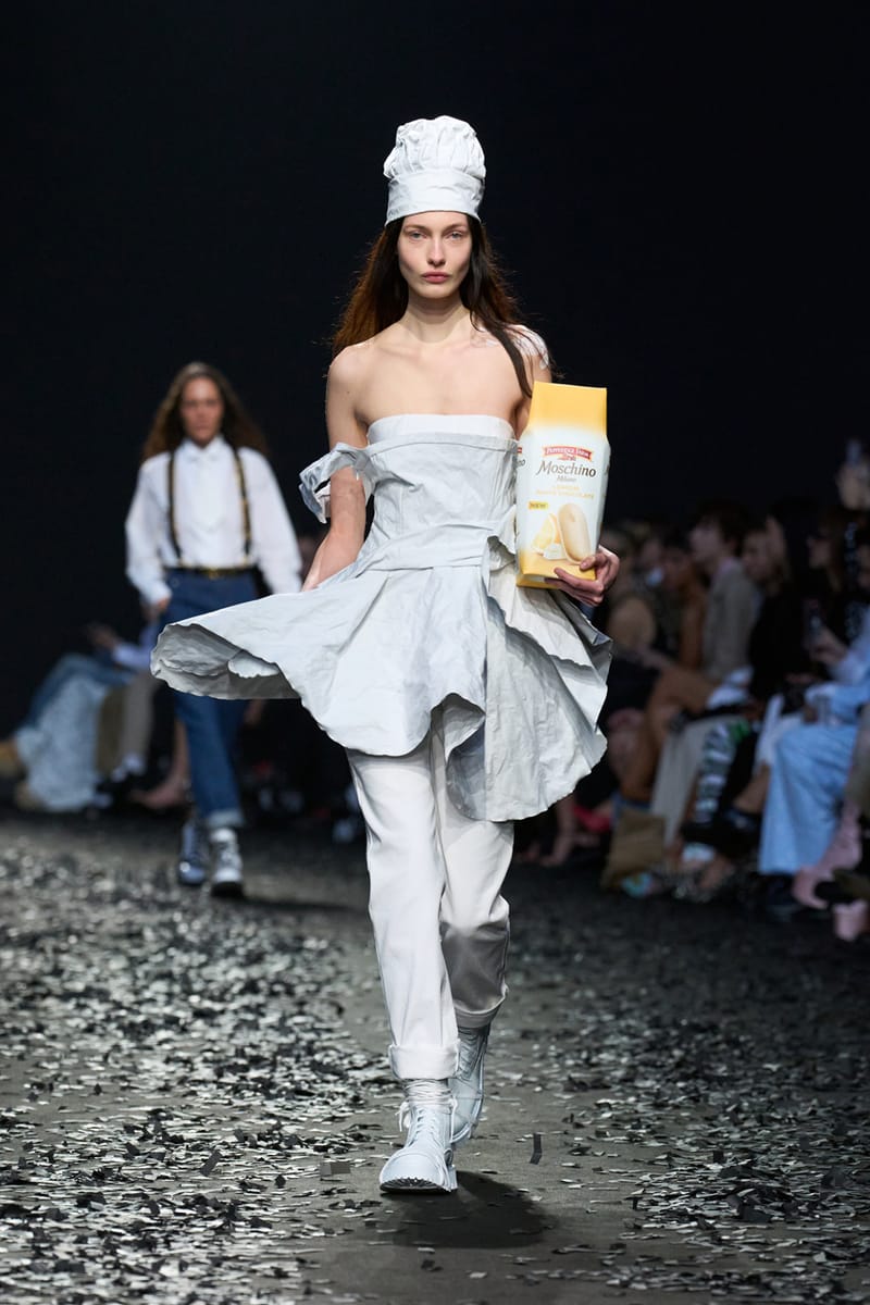 A Passarela Fall/Winter 2025 da Moschino Chegou | Hypebeast
