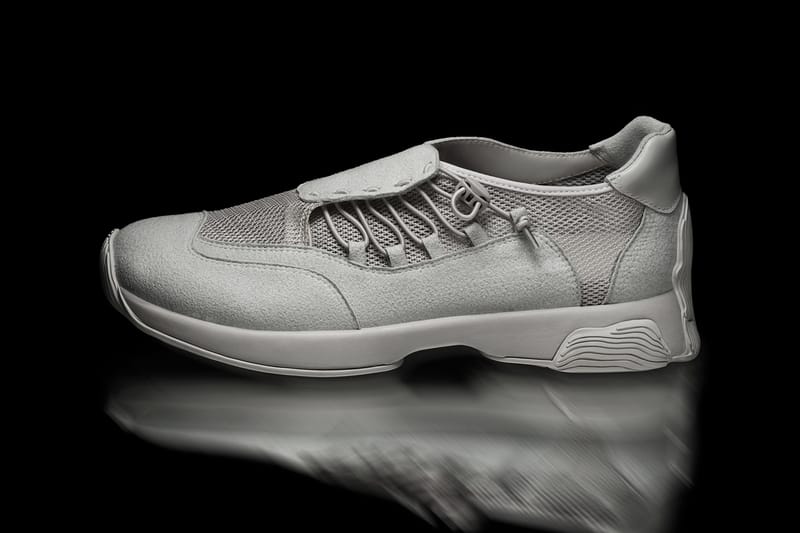 アイテムのご紹介「BREEZE」 – isseymiyake.com