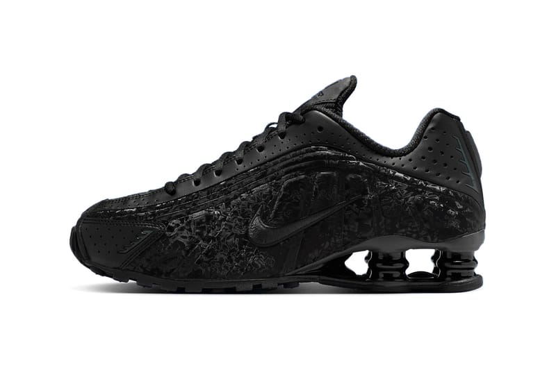 【激安大特価！】 Nike Shox  R4 靴