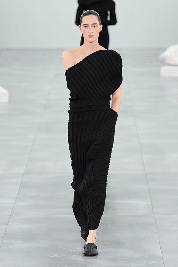 Issey Miyake Fall Winter 2025 At Paris Fashion Week Hypebeast