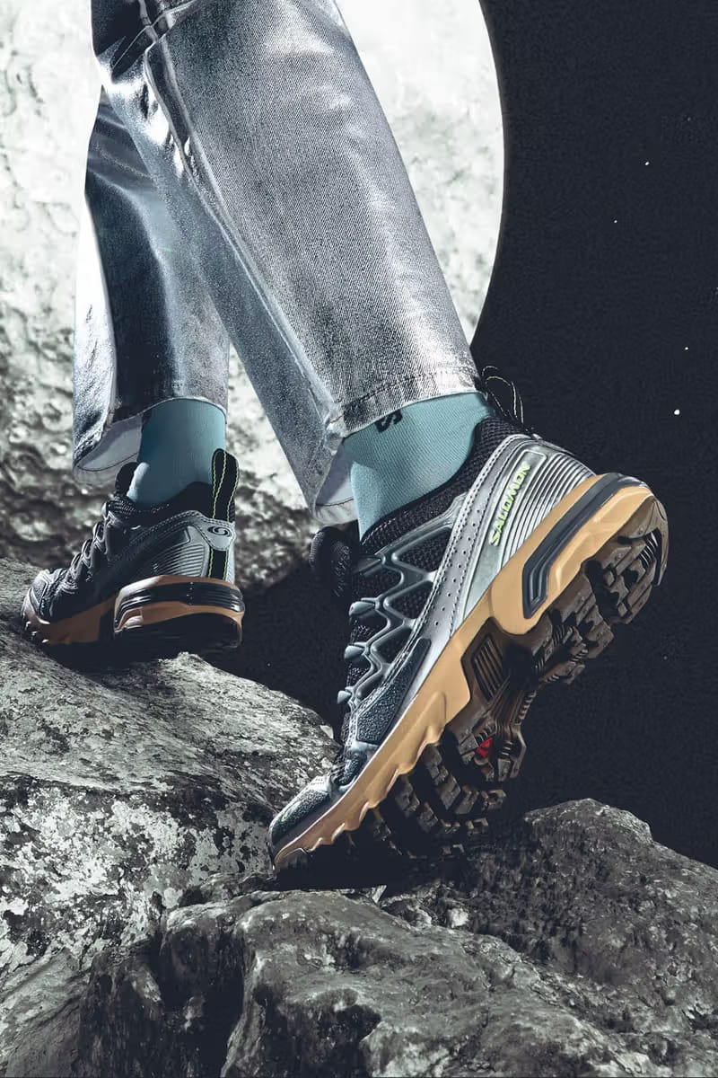 【SALOMON】XT-WHISPER ムーンパック ブラック スニーカー Salomon XT-Whisper スニーカー | ブラック | FARFETCH JP
