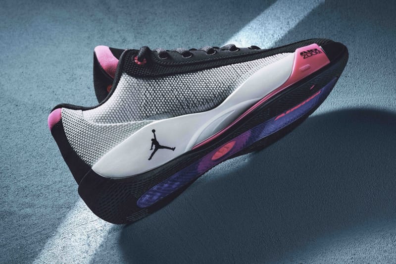 LUKA.77PF2025.3月発売JORDANBRAND - メルカリ