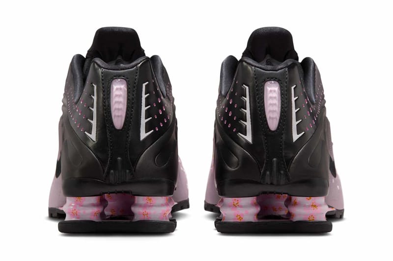 【Nike】Shox R4 Trainers ショックス スニーカー Regal Pink Nike Shox R4 “Sakura/Regal Pink/Black” Info | Hypebeast