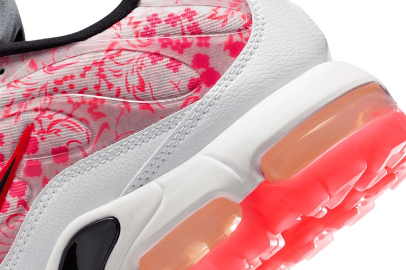 Nike Air Max Plus Golf Pink Bloom HJ4512-100 | Hypebeast