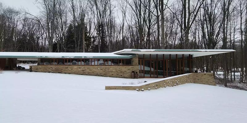■ Details of Frank Lloyd Wright Frank Lloyd Wright - Wikipedia