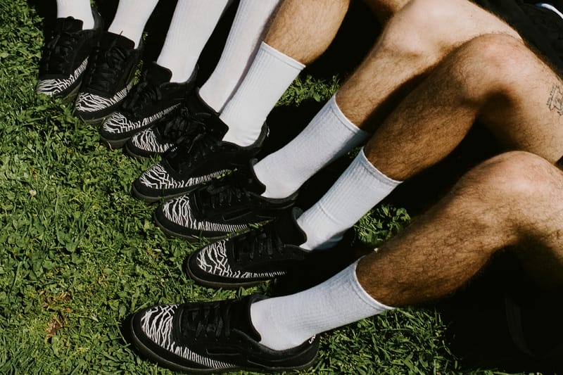 靴 REEBOK PLEASURES JOY DIVISION CLUB C 85 PLEASURES x Reebok x Joy Division Club C 85 | Hypebeast