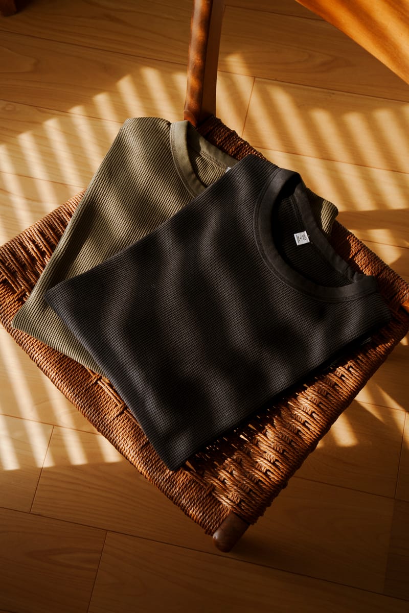 GU Launches Boxy T-Shirt Collection Festuring KAI and JIJI