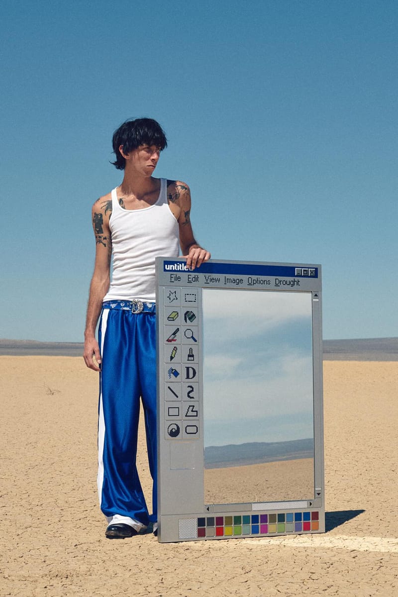 ドラウトがウィンドウズ95のマイクロソフトペイントミラーを発表