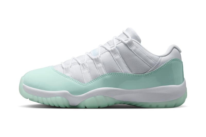 靴 NIKE AIR JORDAN 11 LOW EASTER Air Jordan 11 Low Emerald Easter 528895-145 | SneakerFiles
