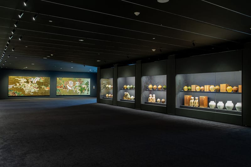 Takashi Murakami Stepping on the Tail of Rainbow | Hypebeast