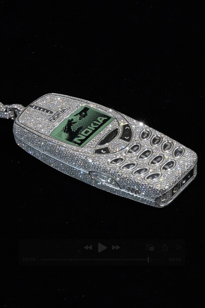 Closer Look Alex Moss NY Drake SSS4U Nokia Chain | Hypebeast