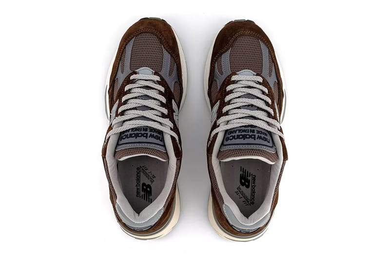 Official Look New Balance 991v2 