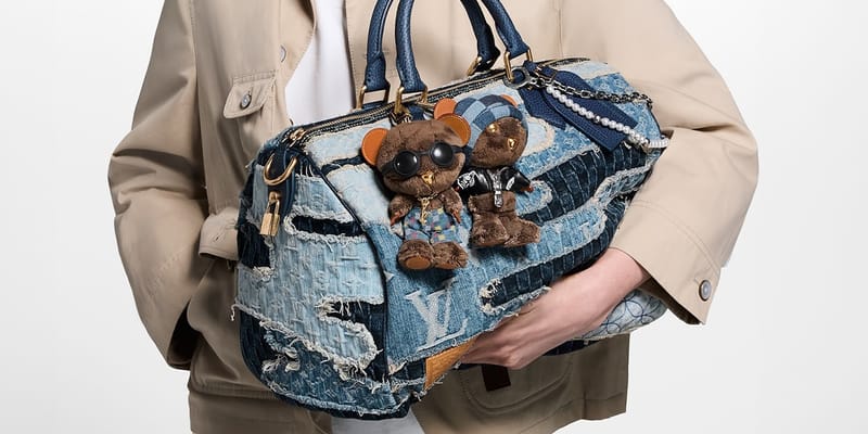 鞄のポイントに♪【LOUIS VUITTON】Louis Bear バッグチャーム LOUIS VUITTON Monogram Adorable Bear Bag Charm Whte Fur