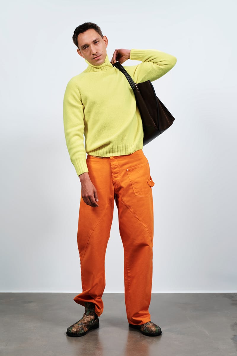【送料&関税込】J.W. Anderson Orange Leather Pant JW Anderson Resort Spring 2026 Collection | Hypebeast