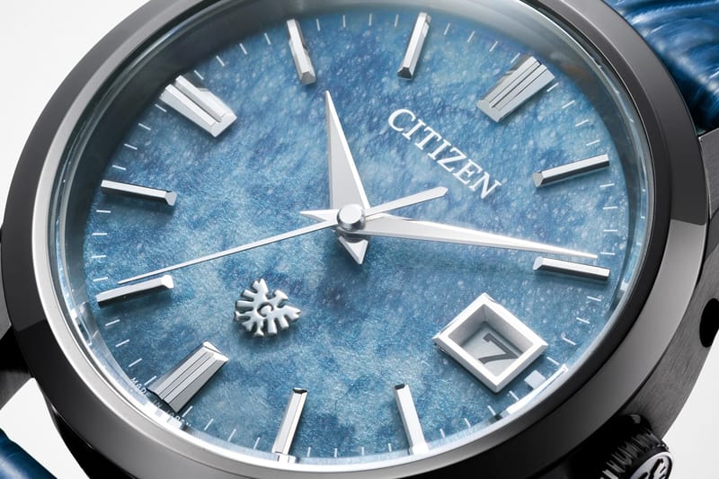CITIZEN クロスシー　ECO-DRIVE　Limited EDITION The CITIZEN Limited-Edition 30th Anniversary Models with
