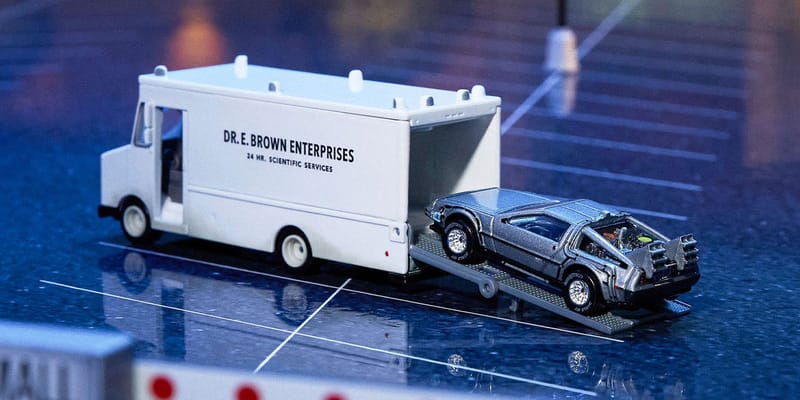 Hot Wheels 6台セット Benz back to the future Hot Wheels Back to the Future SDCC Set Info | Hypebeast