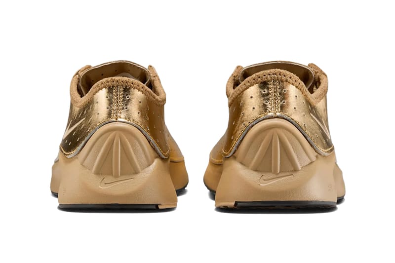 ◆Nike◆ Air Superfly W Pale Ivory llic Silver Volt IB58 Nike Air Superfly “Metallic Gold,” “Metallic Silver” Release