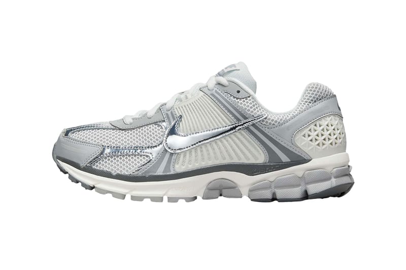 靴 Nike Women's Zoom Vomero 5 Summit White Nike Zoom Vomero 5 “Summit White/Metallic Silver” Release