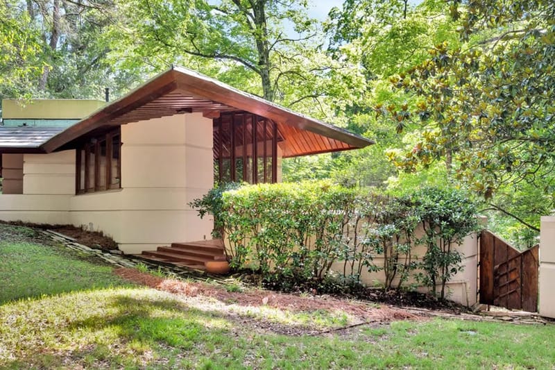 Frank Lloyd Wright The Fountainhead Listings | Hypebeast