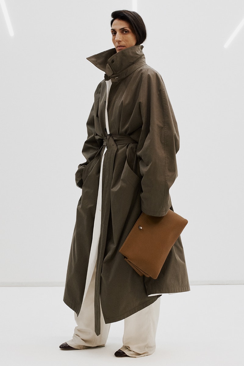 Phoebe Philo 发布第四波系列「Collection D」：刚柔并济，释放低调张力 | Hypebeast