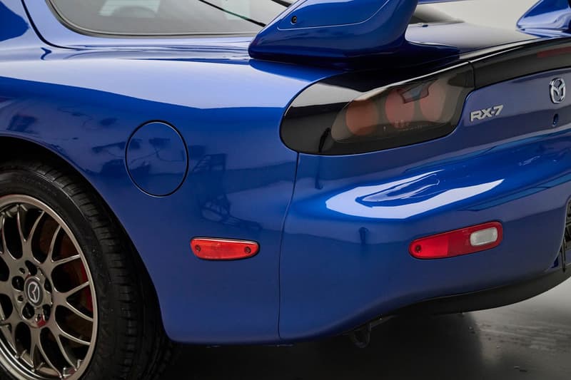 全球限量 1,044 辆极罕有 2002 Mazda RX-7 Spirit R Type A 展开拍卖 | Hypebeast