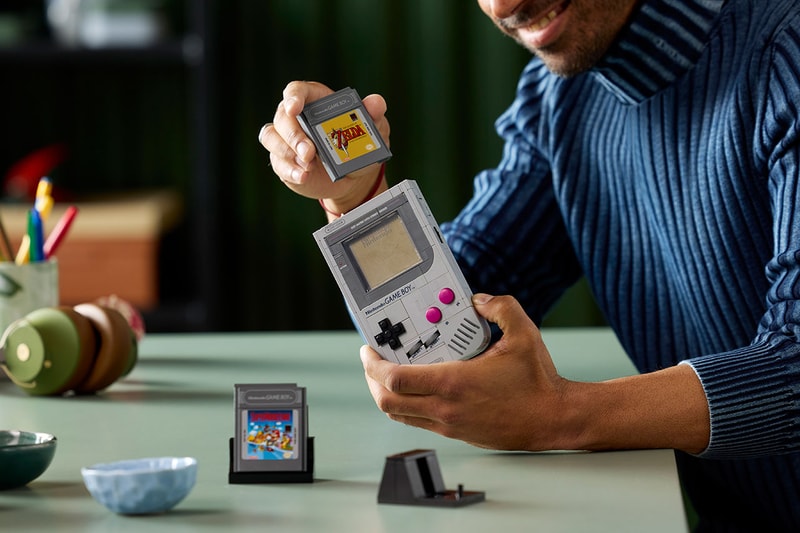 另类经典复刻！LEGO 推出 1:1 比例 Nintendo Game Boy 积木模型套装 | Hypebeast