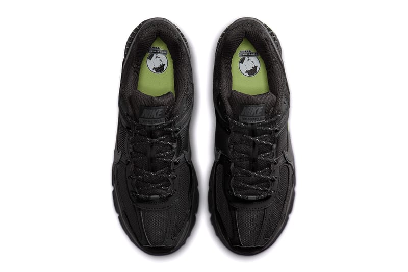 ナイキズームボメロ5から Black Reflective が登場 | Hypebeast.JP