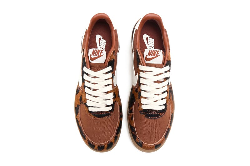 ナイキ フィールドジェネラルよりカウプリント仕様のシナモンが
