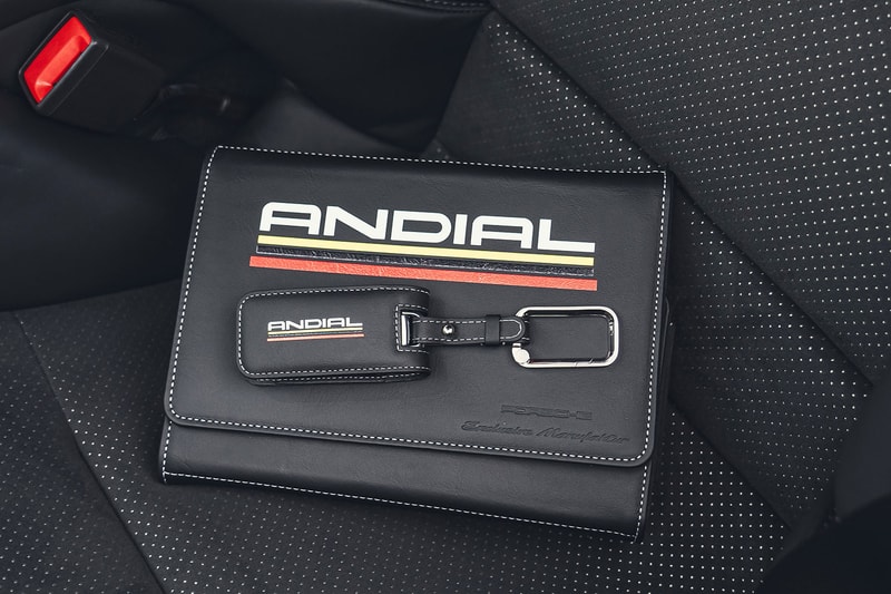 Porsche 911 GT3 特别涂装登场，致敬 ANDIAL 50 周年 | Hypebeast