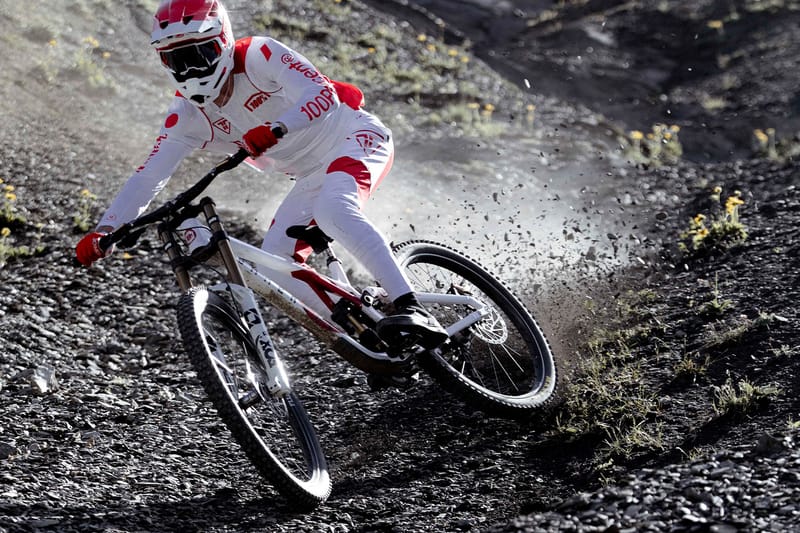 SLOMON team 100 
スノーボード ビンディング付き Team Ikuzawa x 100Percent MTB Collection Info | Hypebeast