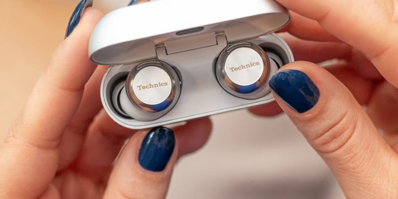 Technics' AZ100 Earbuds at the Hypegolf Clubhouse | Hypebeast