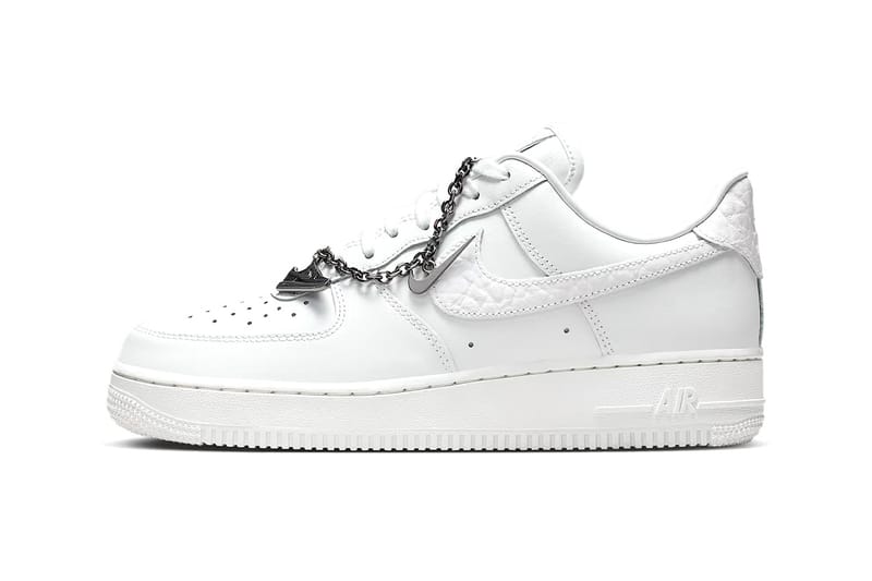 Nike Air Force 1 ホワイト ローカット NIKE 新品 ナイキ AIR FORCE 1 07 エアフォース1 WHITE/WHITE