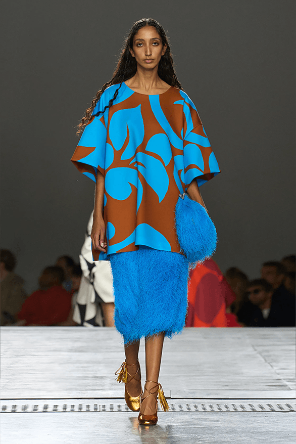 Dries Van Noten Spring Summer 2026 At Paris Fashion Week Hypebeast Dries Van Noten Spring Summer 2026 At Paris Fashion Week Hypebeast