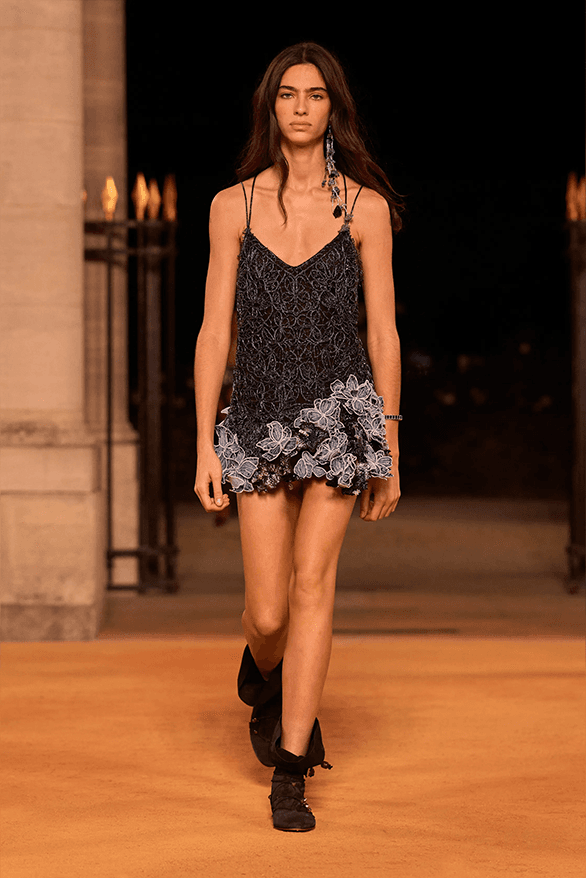 Isabl Marant Isabel Marant 2026 春夏系列:踏上荒漠之旅 | Hypebeast