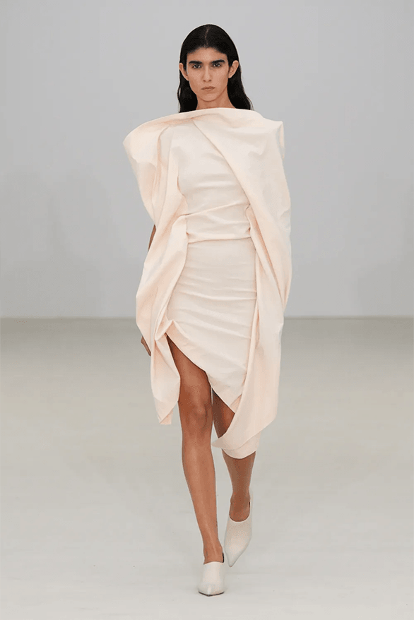 Issey Miyake Spring/Summer 2026 at Paris Fashion Week | Hypebeast