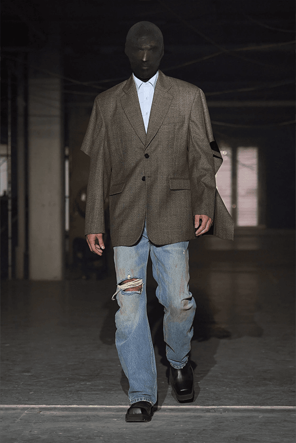 VETEMENTS Spring/Summer 2026 at Paris Fashion Week | Hypebeast