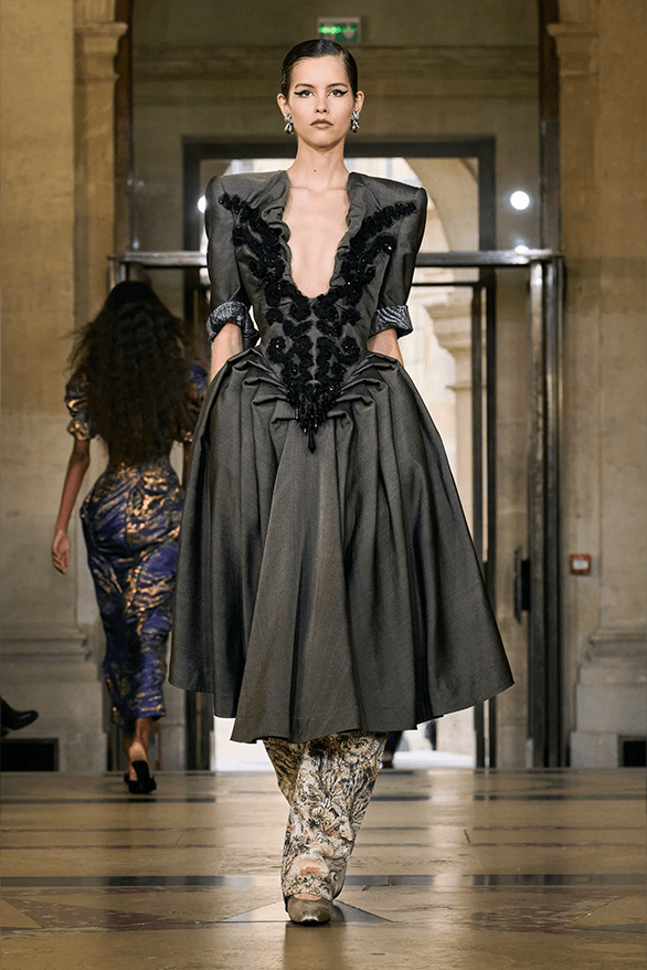 Vivienne Westwood 2026年春夏コレクション | Hypebeast.JP Vivienne Westwood 2026年春夏コレクション | Hypebeast.JP