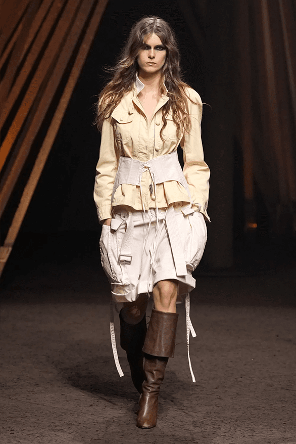 Se n McGirr McQueen SS26 Hypebeast Se n McGirr McQueen SS26 Hypebeast