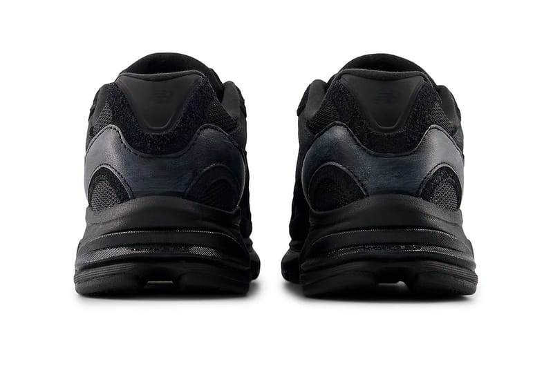 Official Look New Balance 2010 