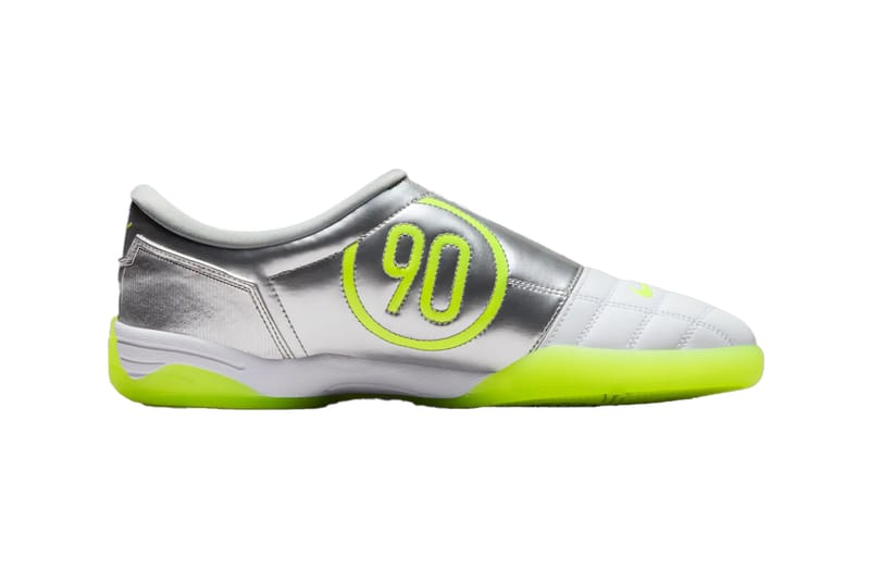 Palace Nike Total 90 III Volt Silver IM1381-100 Release | Hypebeast
