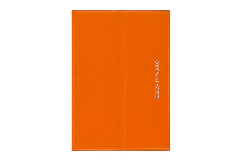 Issey Miyake x Moleskine 