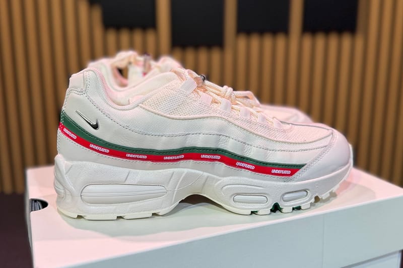 靴 UNDEFEATED x NIKE AIR MAX 95 SP 9 SAIL UNDEFEATED Nike Air Max 95 Sail IB4453-100 Release Info | Hypebeast