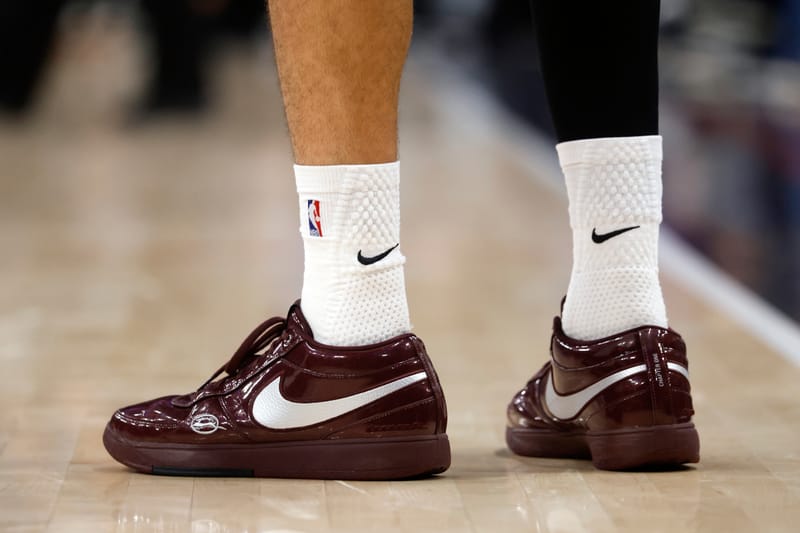 Official Look at the Nike Book 1 