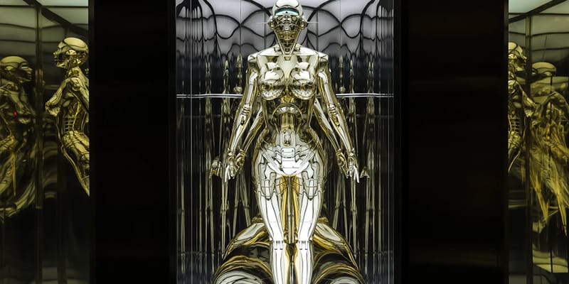Hajime Sorayama Light, Reflection, Transparency Exhibition Tokyo