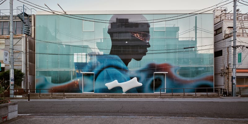 skylrk Tokyo pop up 限定 17pro 赤 レッド skylrk Tokyo pop up 限定 17pro 赤 レッド - メルカリ