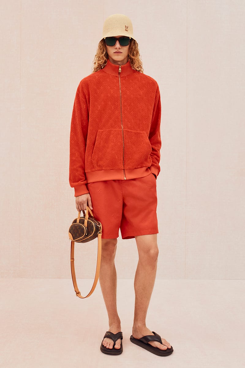 ヴィトン 赤 サンダル23.0 ヴィトン 23年 レザー サンダル 36