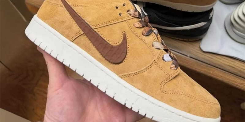 NOTE Manchester x Nike SB Dunk Low Release Info | Hypebeast